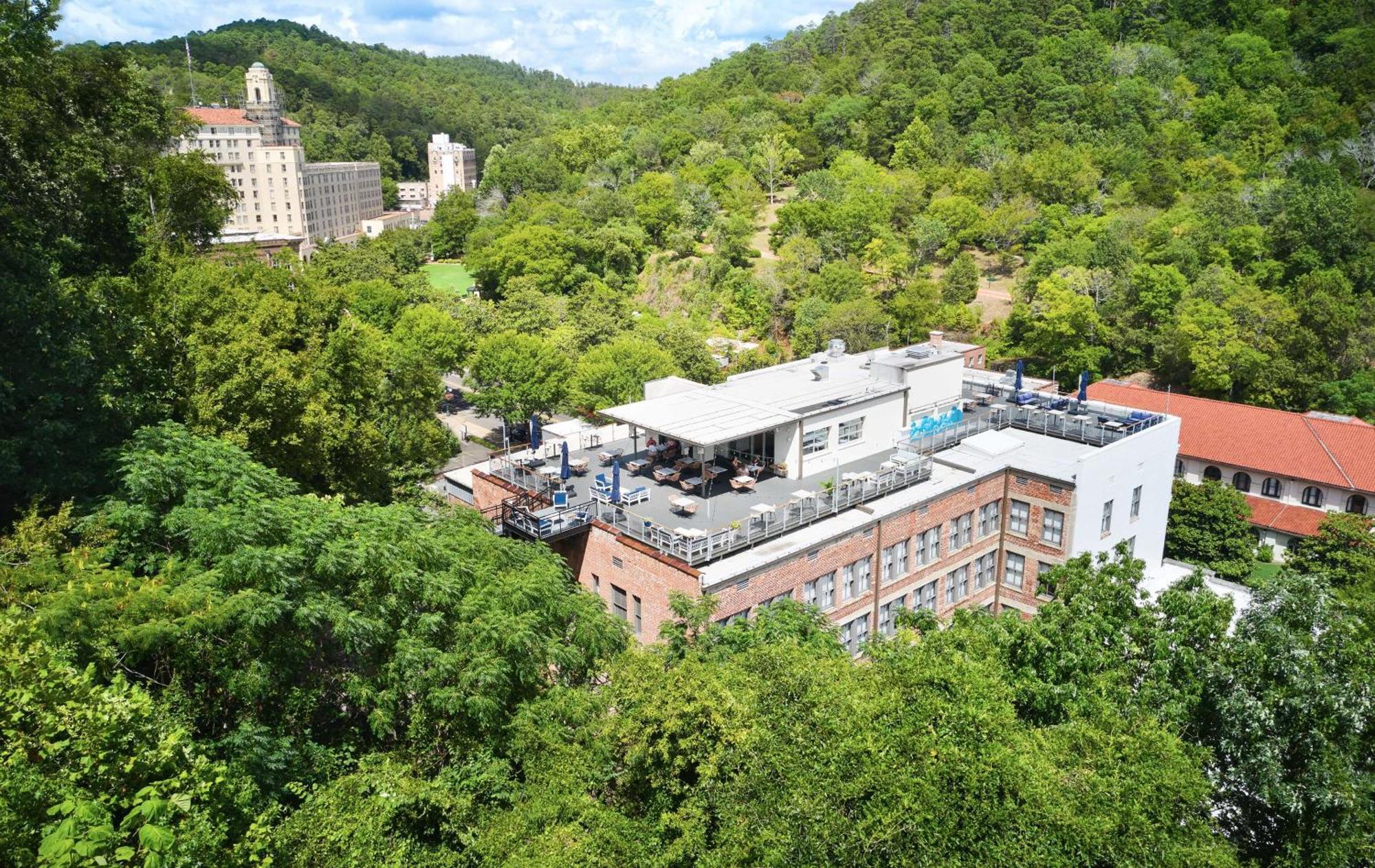 The Waters Hot Springs, Tapestry Collection By Hilton Hotel Bagian luar foto