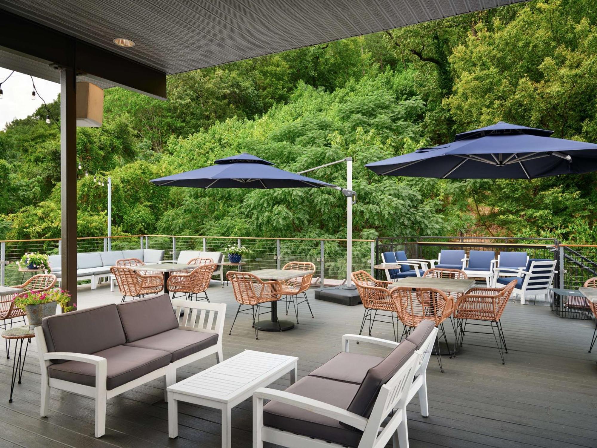 The Waters Hot Springs, Tapestry Collection By Hilton Hotel Bagian luar foto