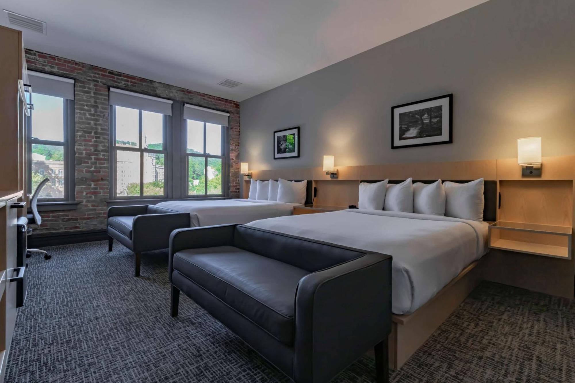 The Waters Hot Springs, Tapestry Collection By Hilton Hotel Bagian luar foto